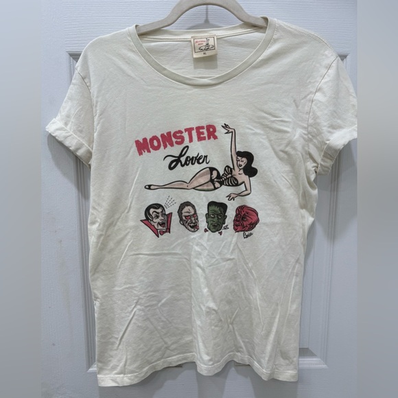 Women’s Mischief Made Monster Lover Fitted Tee Size XL - Picture 1 of 7